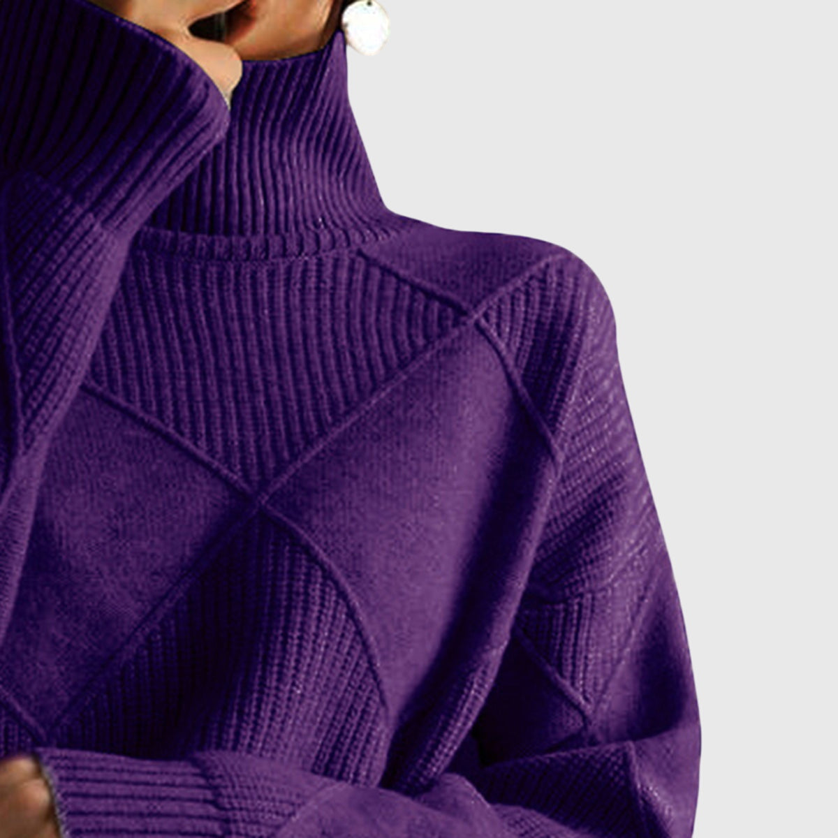 Dagny | Oversized Turtleneck Sweater with Diagonal Seams for Women
