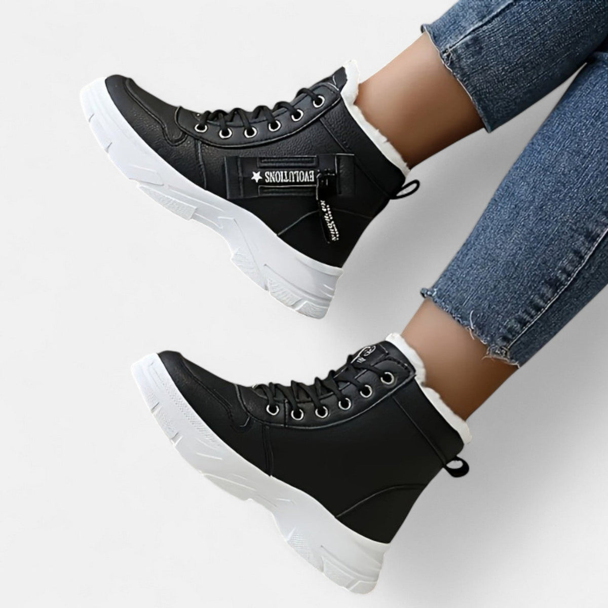 Women's Winter Boots, Chunky Lace-Up with Warm Lining