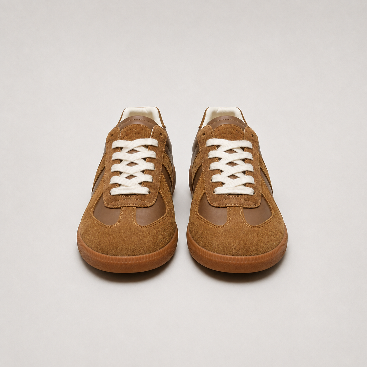 Men's Retro Trainers, Lightweight Lace-Up Gum Sole