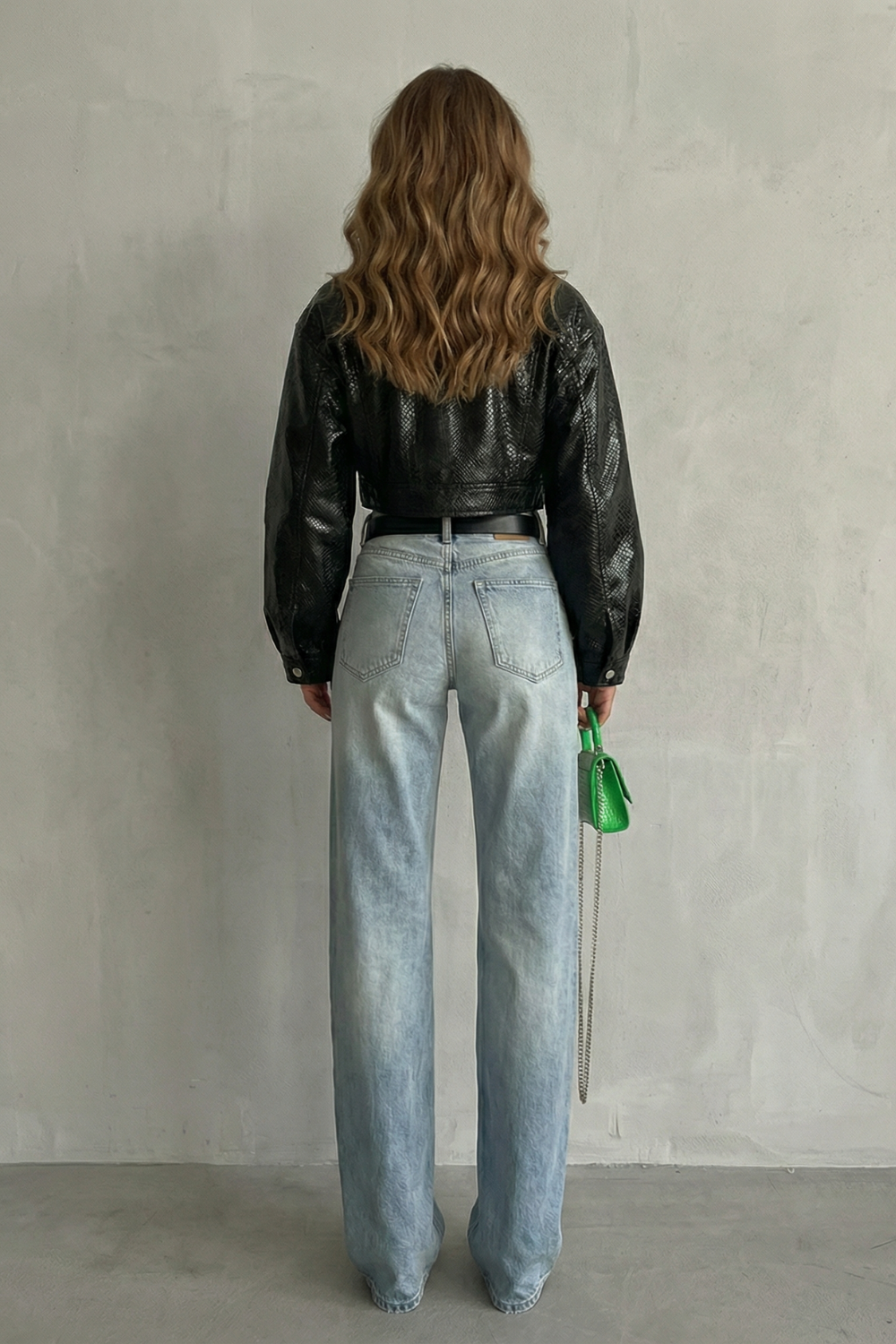 Women's Straight Leg Jeans, Mid Rise Light Wash