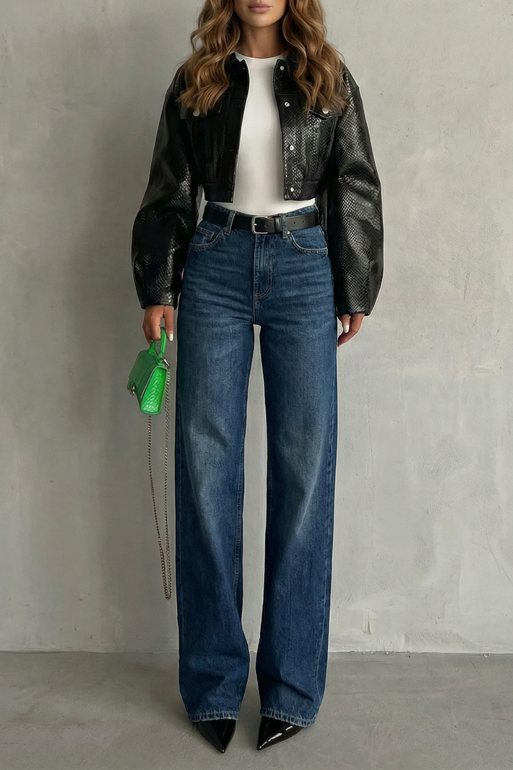 Women's Straight Leg Jeans, Mid Rise Light Wash