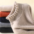 Larkin | Luxe Women's Cashmere Turtleneck Sweater 2