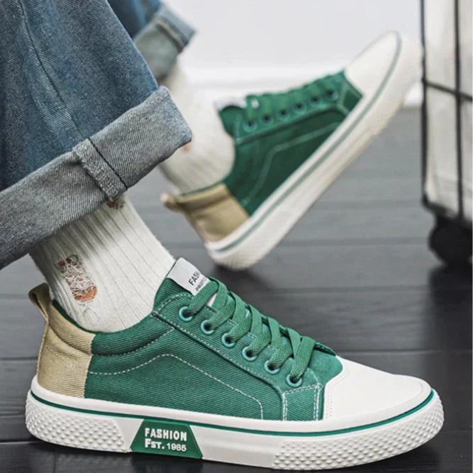 Evan | Canvas Lace-Up Skate Sneakers for Men