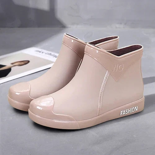 Women's Short Wellington Boots, Side Zip Ankle