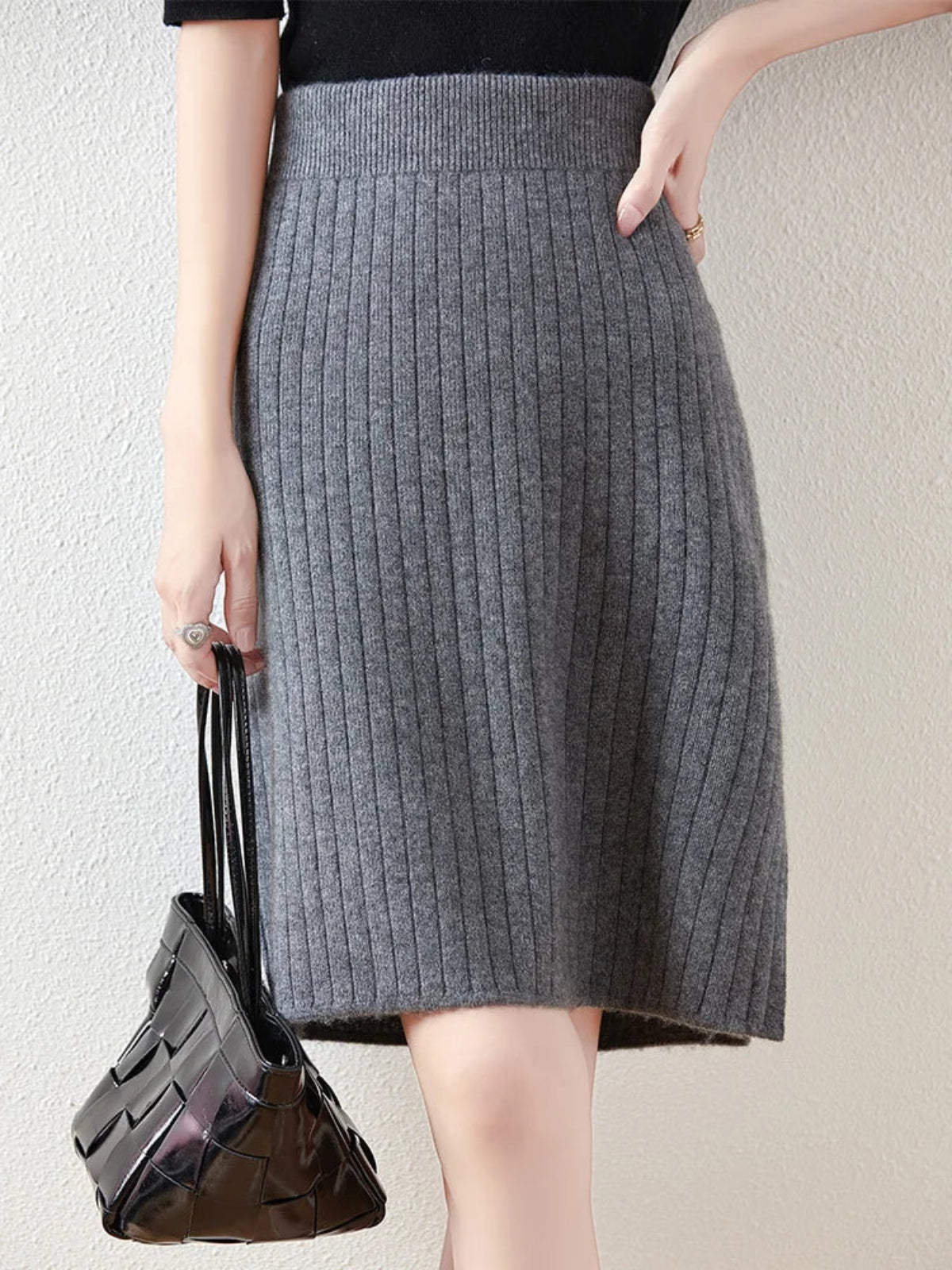Borislava | Cozy Women's Knit Midi Skirt