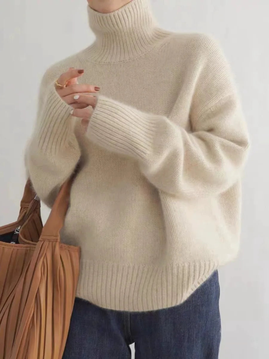 Beatrice | Luxe Women's Cashmere Turtleneck Sweater