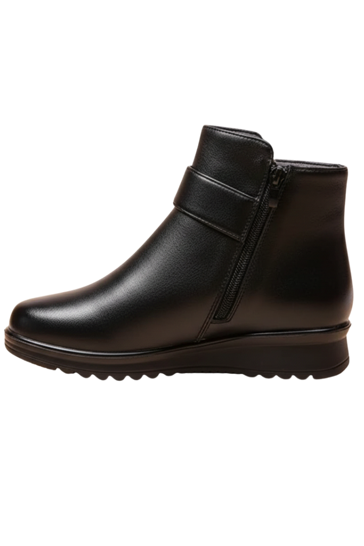 Women's Faux Fur Lined Ankle Boots, Smooth Black with Buckle
