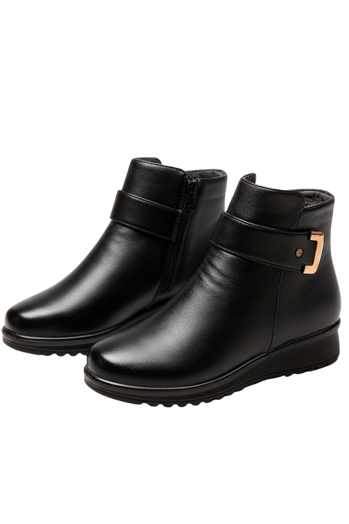 Women's Faux Fur Lined Ankle Boots, Smooth Black with Buckle