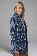 Fiora | Elegant Women's Patterned Knit Cardigan 3