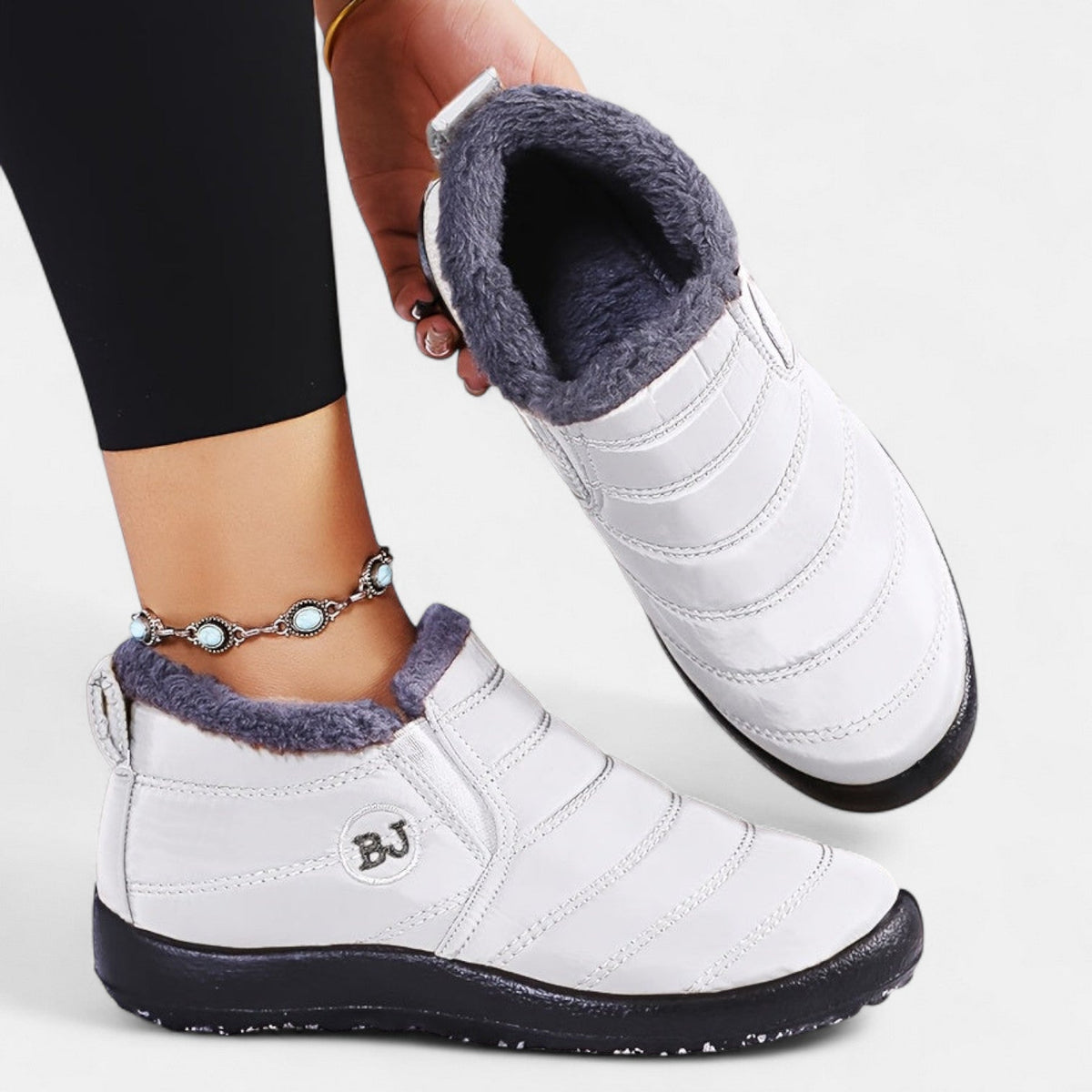 Black Slip-On Winter Boots for Women, Warm Fit