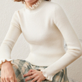 Larkin | Luxe Women's Cashmere Turtleneck Sweater 5