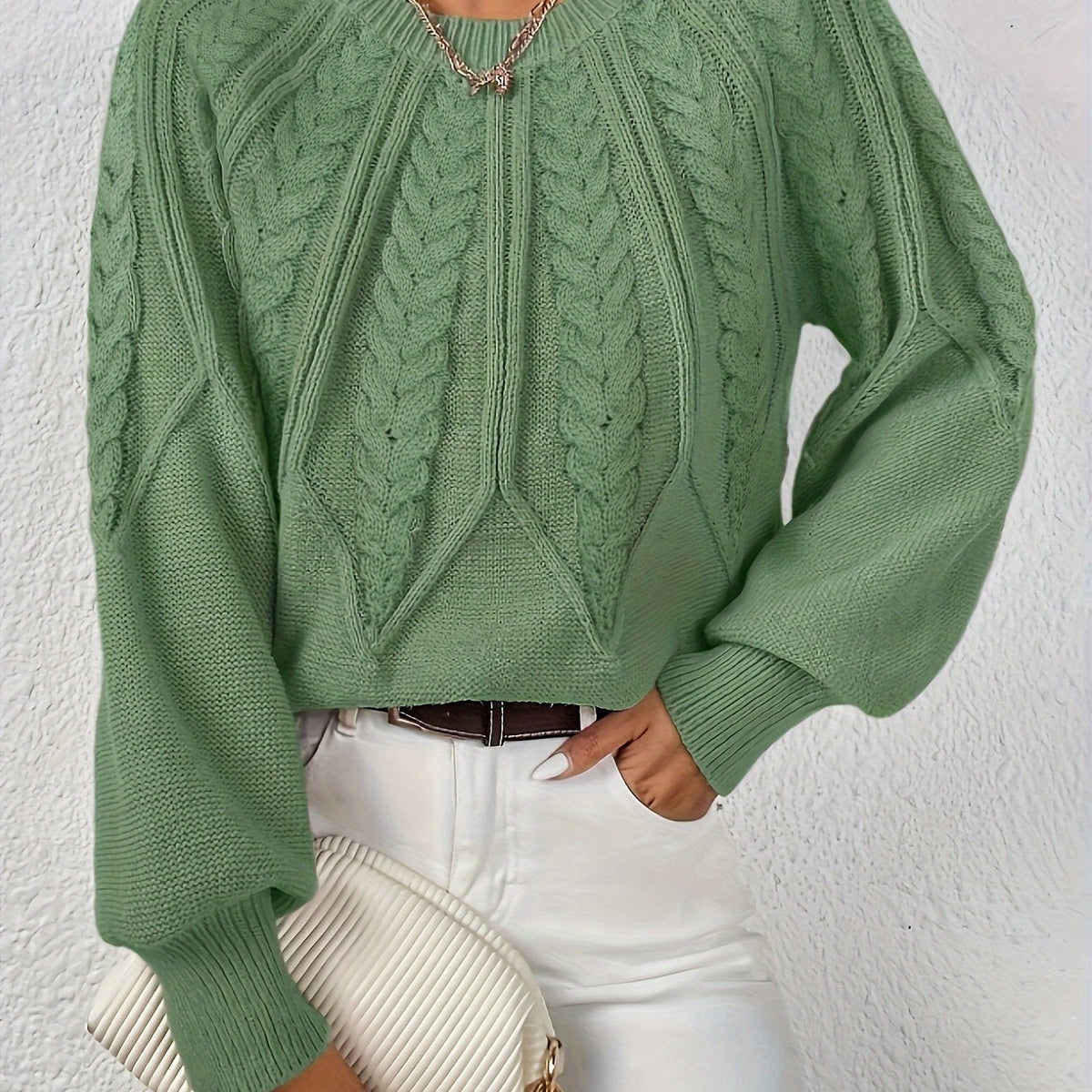 Britta | Cropped Cable Knit Crew Neck Sweater for Women