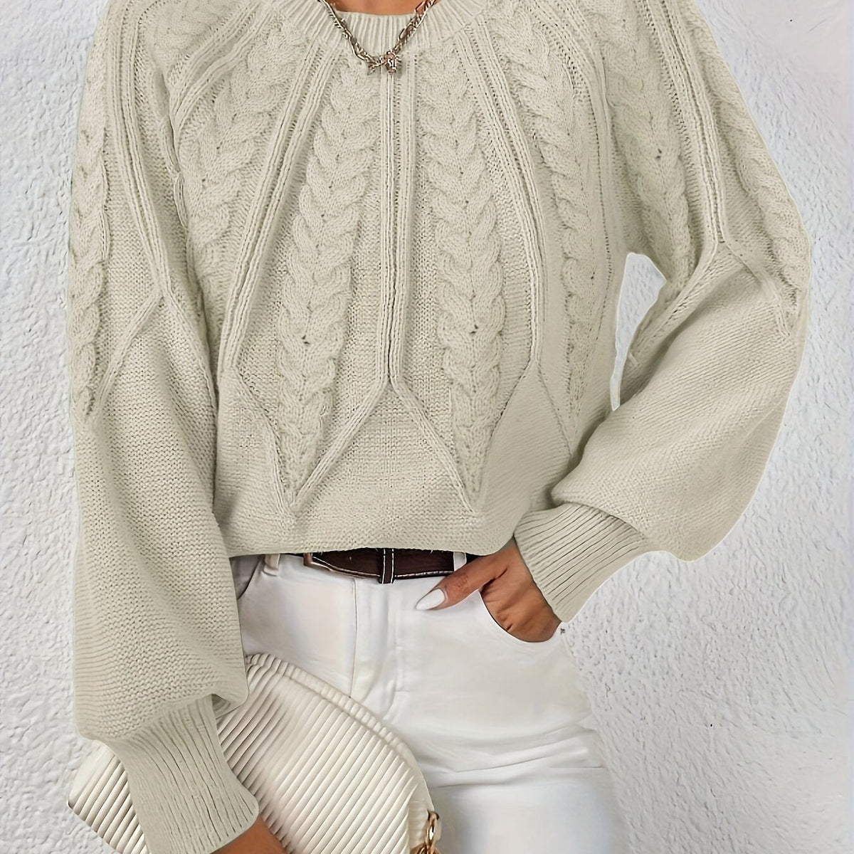 Britta | Cropped Cable Knit Crew Neck Sweater for Women
