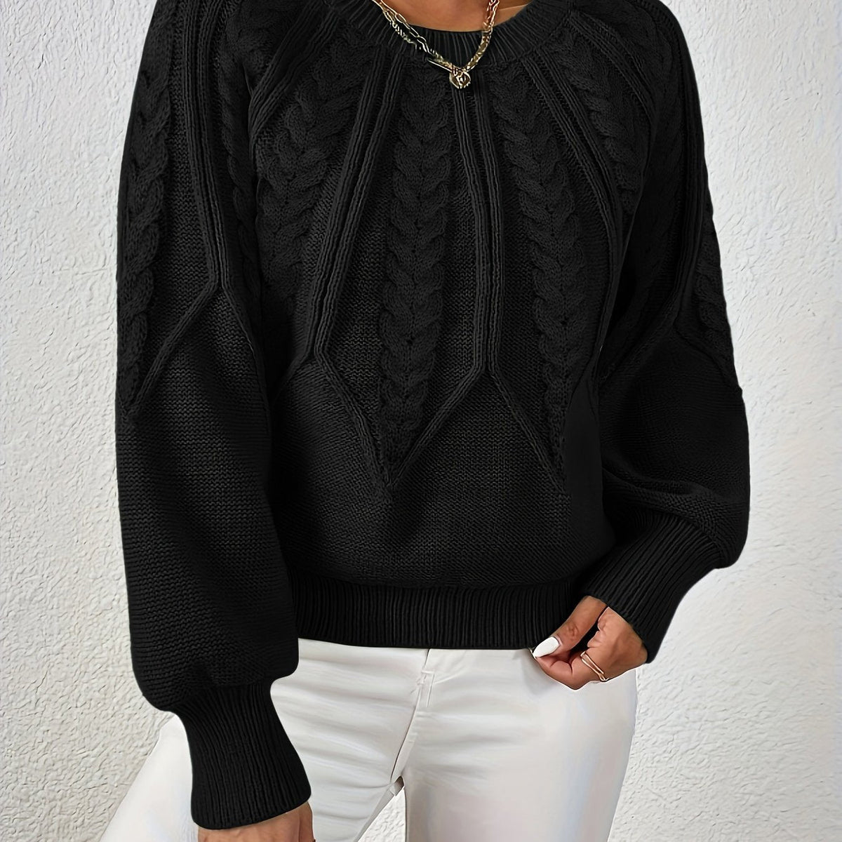 Britta | Cropped Cable Knit Crew Neck Sweater for Women